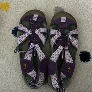 Purple keen sandals